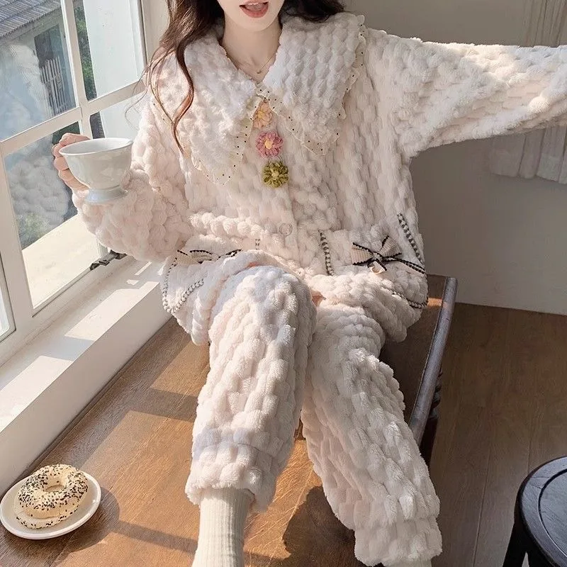 

Princess Pajamas female Autumn winter Coral fleece Sweet and lovely Doll collar Can be worn outside warm Cardigan suit pijama