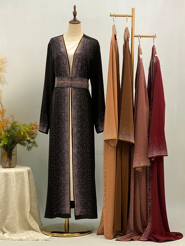 S.H ARAB SHOP عباية حجر الراين الفاخرة 2