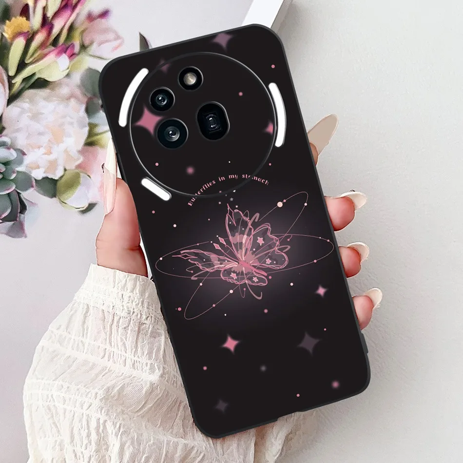 Elegant Butterfly Cat Printed Black Silicone Soft Phone Case