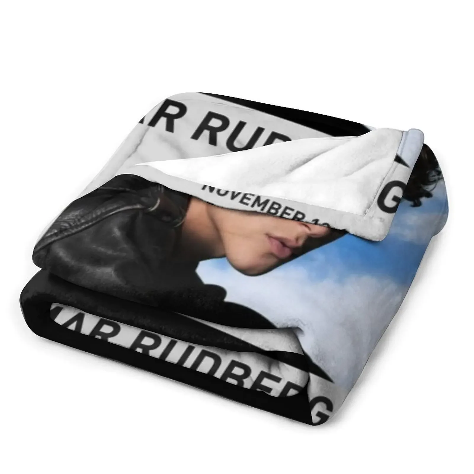 Omar Rudberg Throw Blanket Sleeping Bag Flannels Bed covers Loose Blankets 3