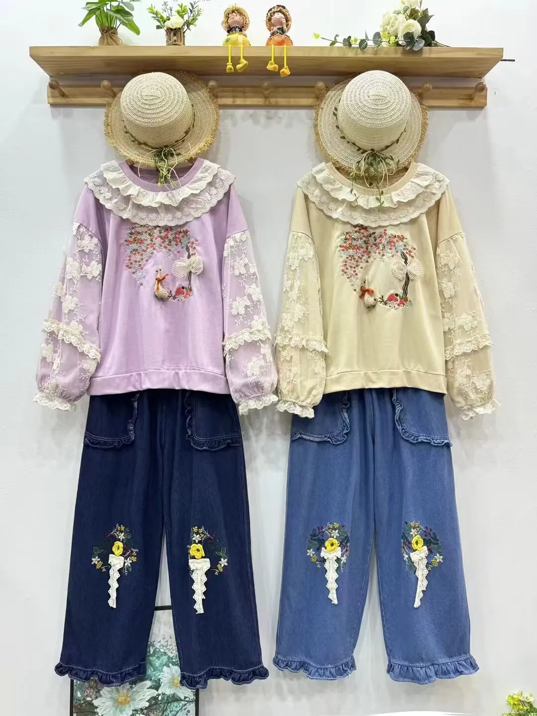 Autumn New Sweet Embroidered Hoodies Women Long Sleeve Casual Tops 824-866 4