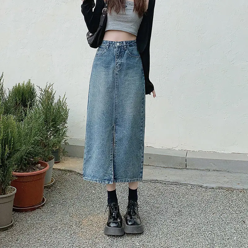 2023 Spring/Summer New Split Denim Skirt Retro Design Mid Length Slim Fit Half Skirt High Waist Slim Wrap Hip Korean Style 2023 new arrive fashion design fold trouser legs embroider high waist casual loose straight jeans women full length denim pants