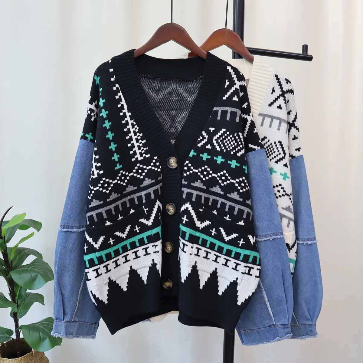 

Autumn Winter New 2023 Spliced Denim Sleeve Knitted Cardigan Women's Retro Design Feel Loose Lazy Women Sweater Jacket Coat