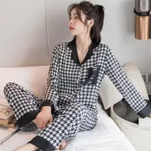 

Ladies Home Wear Autumn and Winter Houndstooth Pajamas Ice Silk Long Sleeve Two-piece Fashion and Comfortable V-neck Home Wear