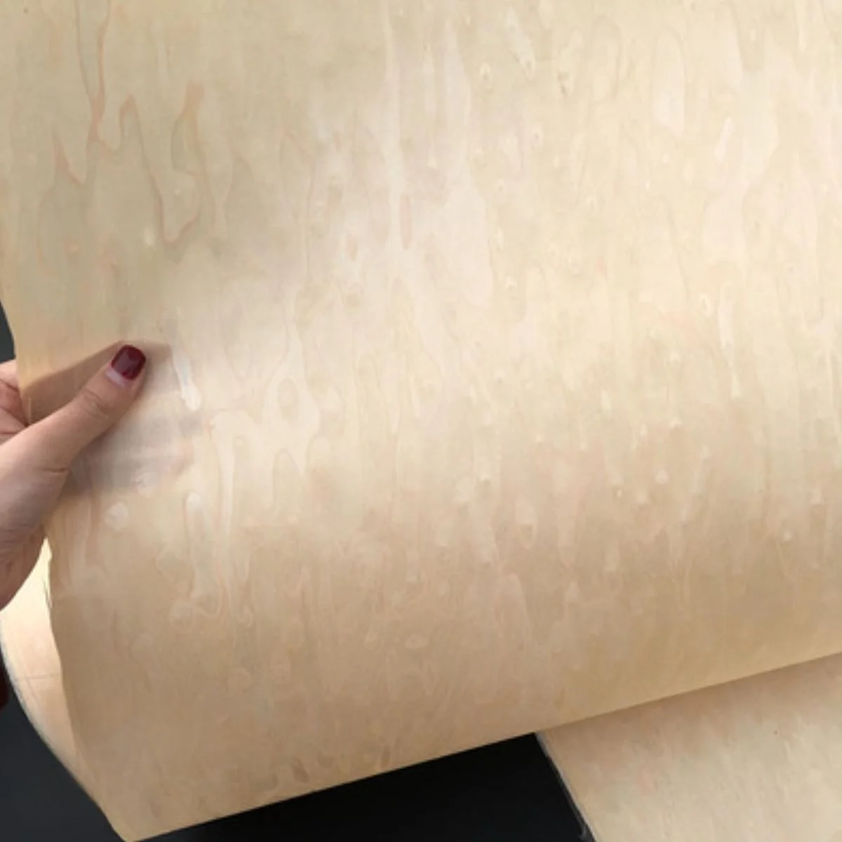 Technology  Pink Cat\'s Eye  Wood Veneer Plywood High End Fashionable Wood Veneer L:2.5meters Width:580mm T:0.3mm