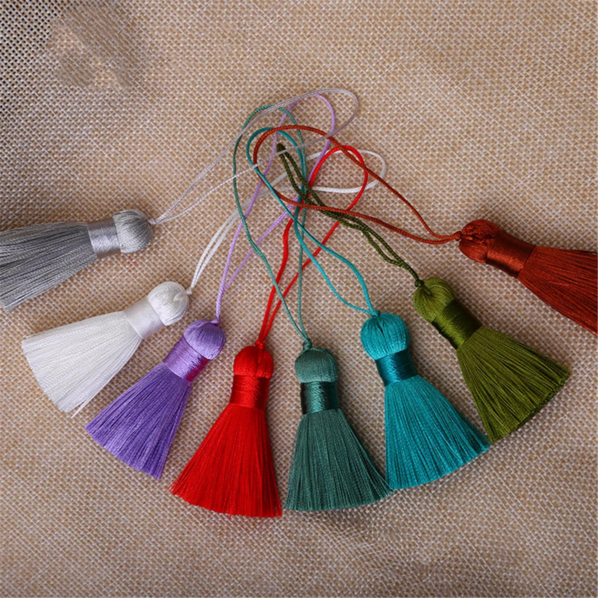 Wholesale Small Artificial Rayon Silk Tassels for Jewelry Making