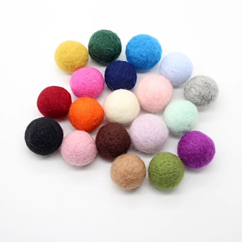 10/20/50pcs 2cm Hand Made Wool Felt Balls Round Solid NO Hole Wool