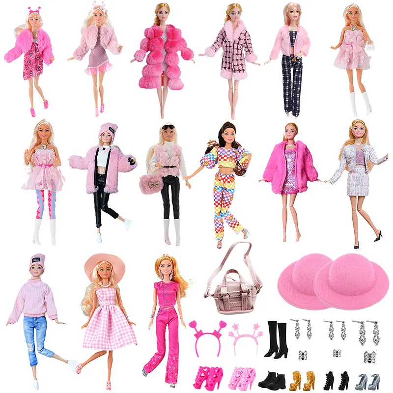 Juegos De Vestir A Barbie A La Moda Barbie Fashionista Juegos