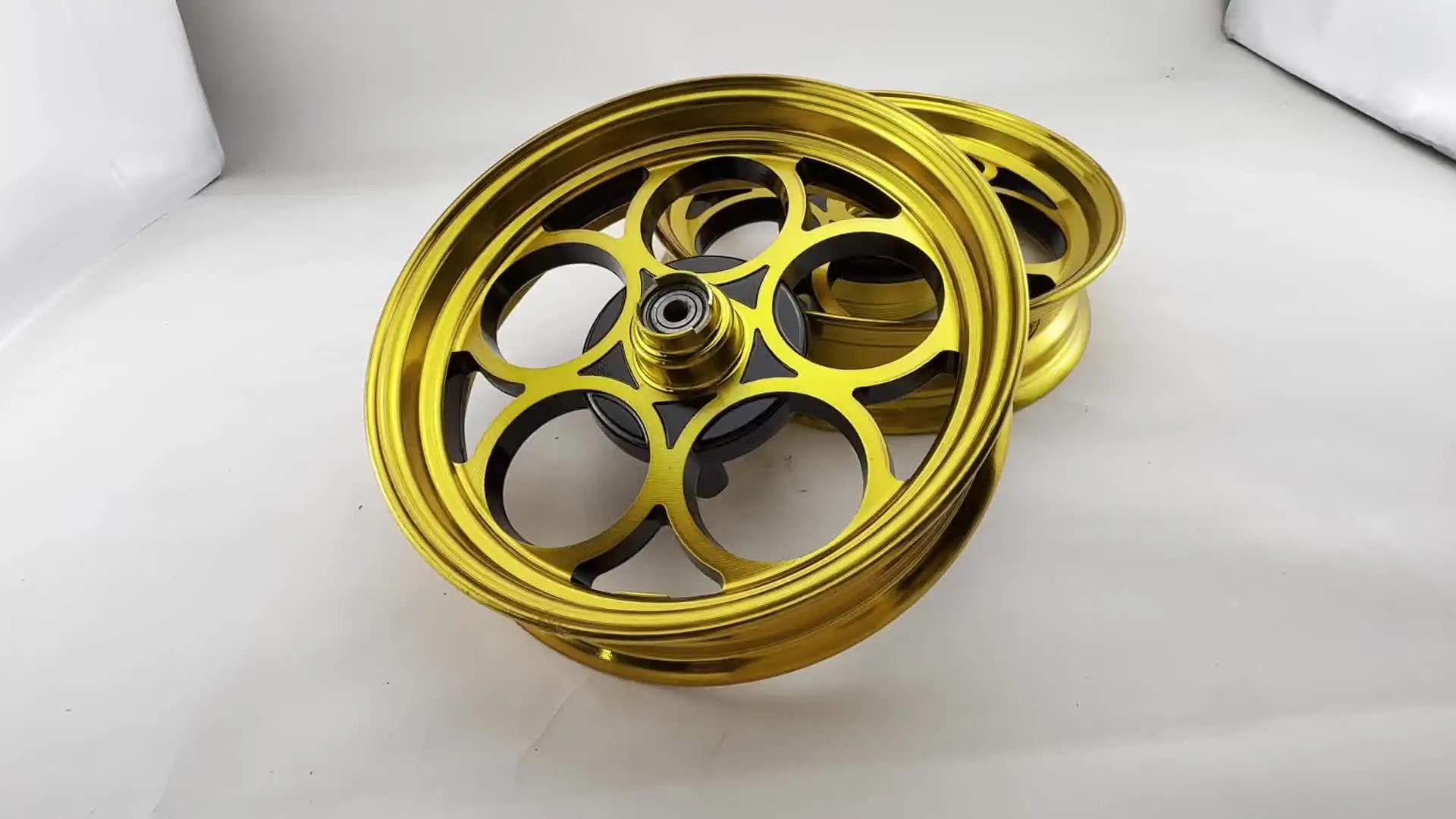 バイクスクーターDIO ZX AF18 AF25 AF28 AF34 35用リムホイール