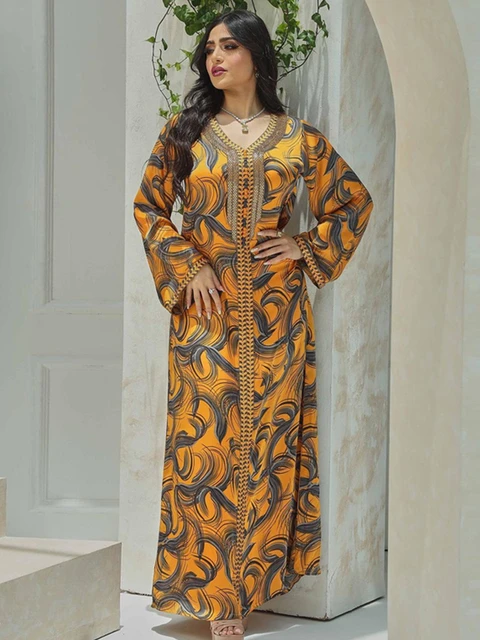 Amazon.com: N&B collection Palestinian Long Sleeve Embroidered Dress Arabic  Dress for Muslim Women and Girls (Apricot3,S,Small): Clothing, Shoes &  Jewelry