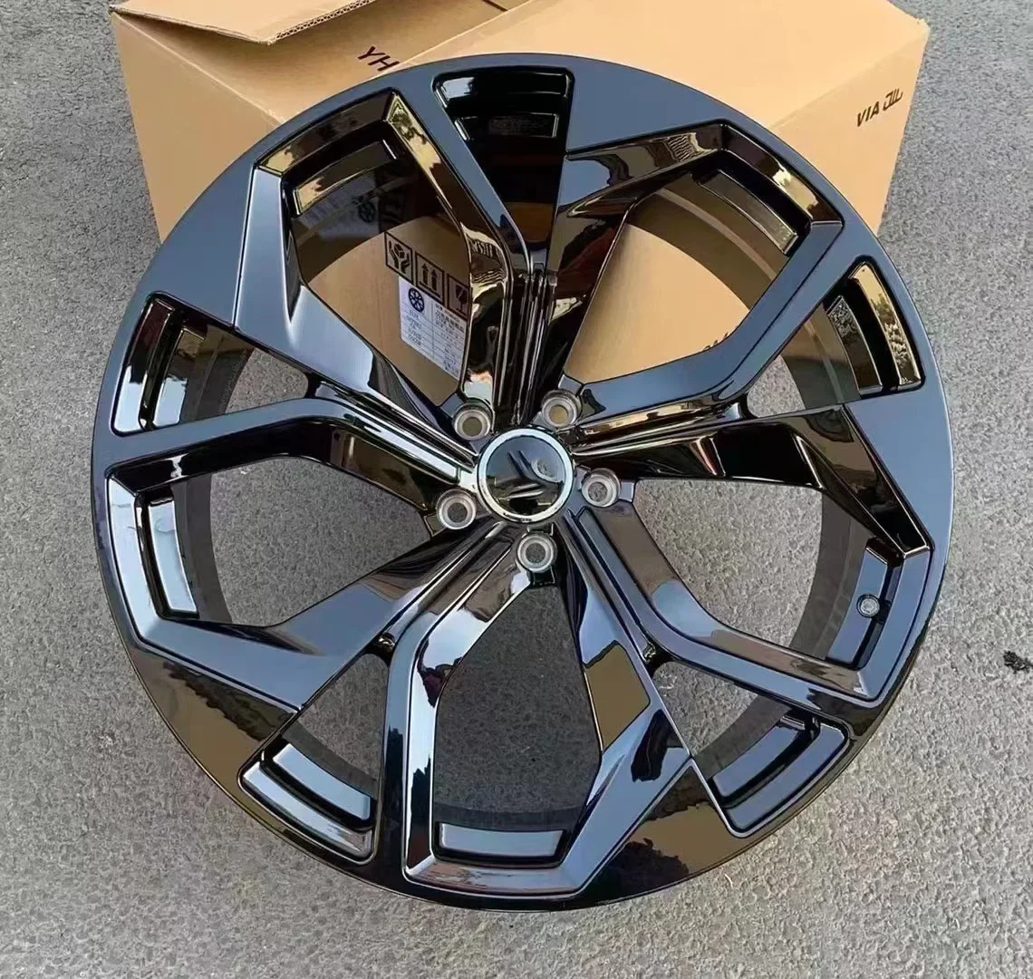 YQ Gloss Black Forged Wheels For Audis RS Q8 21 22 23 24 inch 5X112 5X114.3 5X120 T6061 Alloy Racing Car