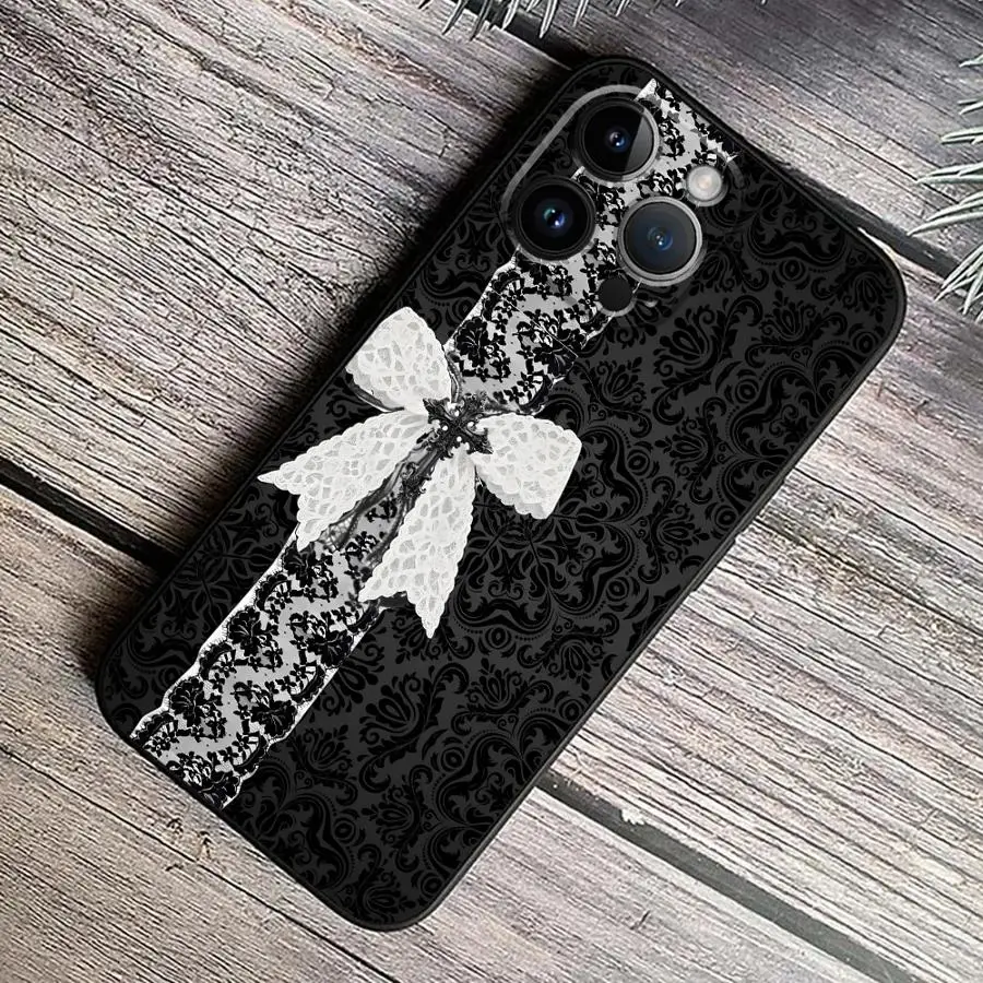 Elegant Retro Lace Art Phone Case - Stylish Protective Cover