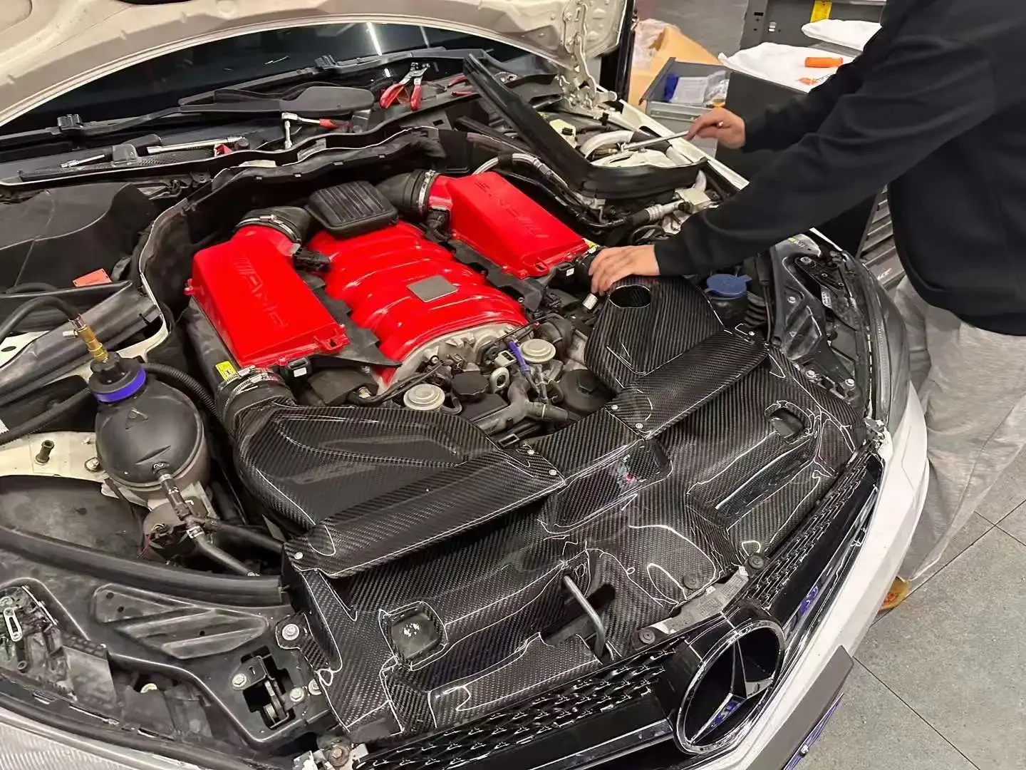 Airspeed Auto Engine Systems 100% Dry Carbon Fiber Cold Air Intake System For BENZ AMG C63 W204 M156 6.2L - Image 6