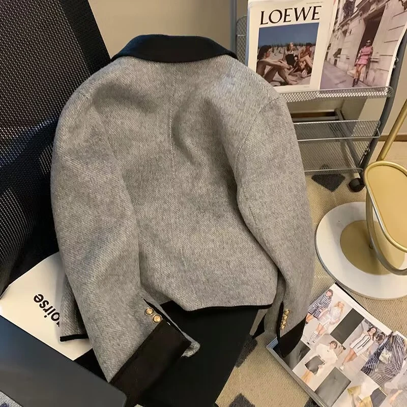 2024 Women Turn-down Collar Single Breasted Fashion Coat Korean Temperament Advanced Sense Pocket Design Long Sleeve Short Coats