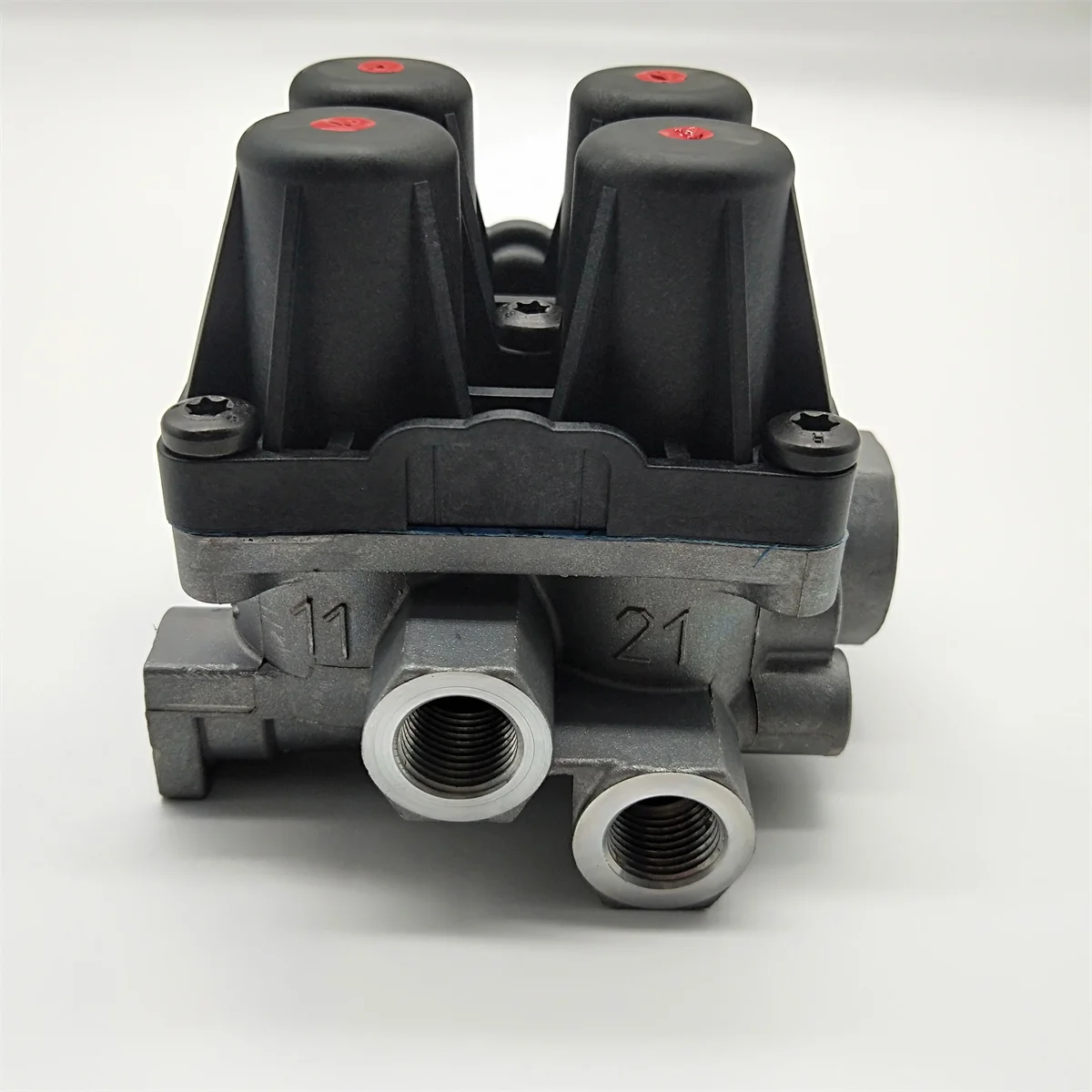 Volvo Trucks VOP 21225479 Spare Parts Multi-circuit Protection Valve Provia multi circuit protection valve