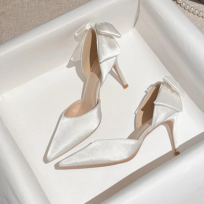 2022 New Solid Color Fashion Design Stiletto Bow Hollow Women's Wedding Shoes Women's Exquisite Shallow Mouth Satin High Heels 5