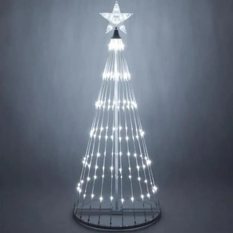 Outdoor Lighted Christmas Tree Pretty Safe Christmas Tree Light Show