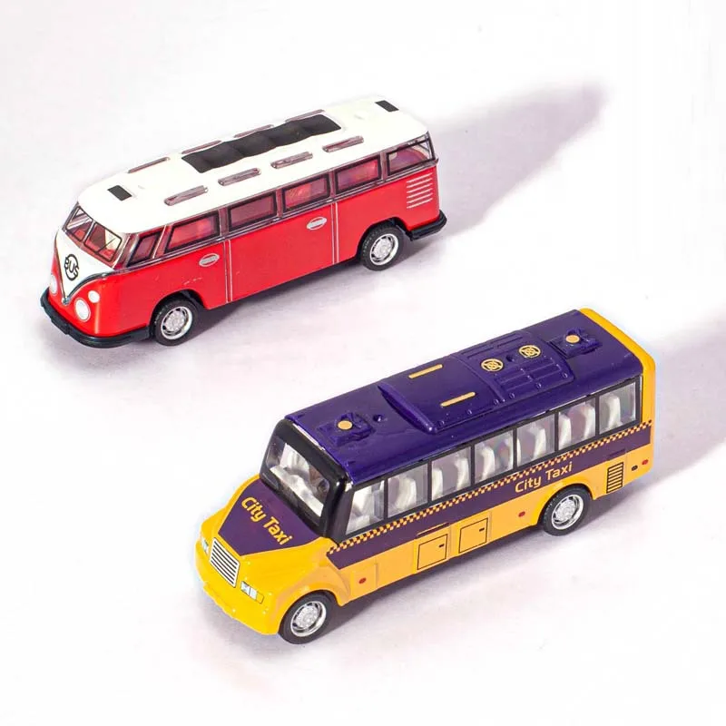 Legering Busmodel met Licht en Muziek, Terugtrekspeelgoed op Schaal 1