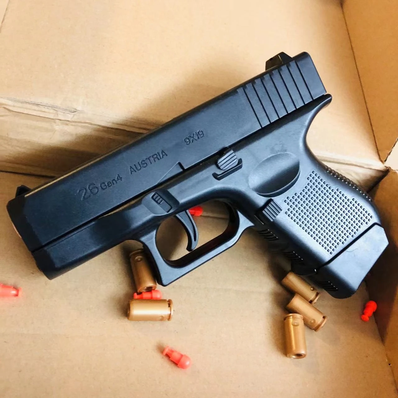 Continuous Firing Black Pistol Mini G26 Soft Bullet Shell Throwing Toy Gun Outdoor Sports CS Games Blaster for Kids