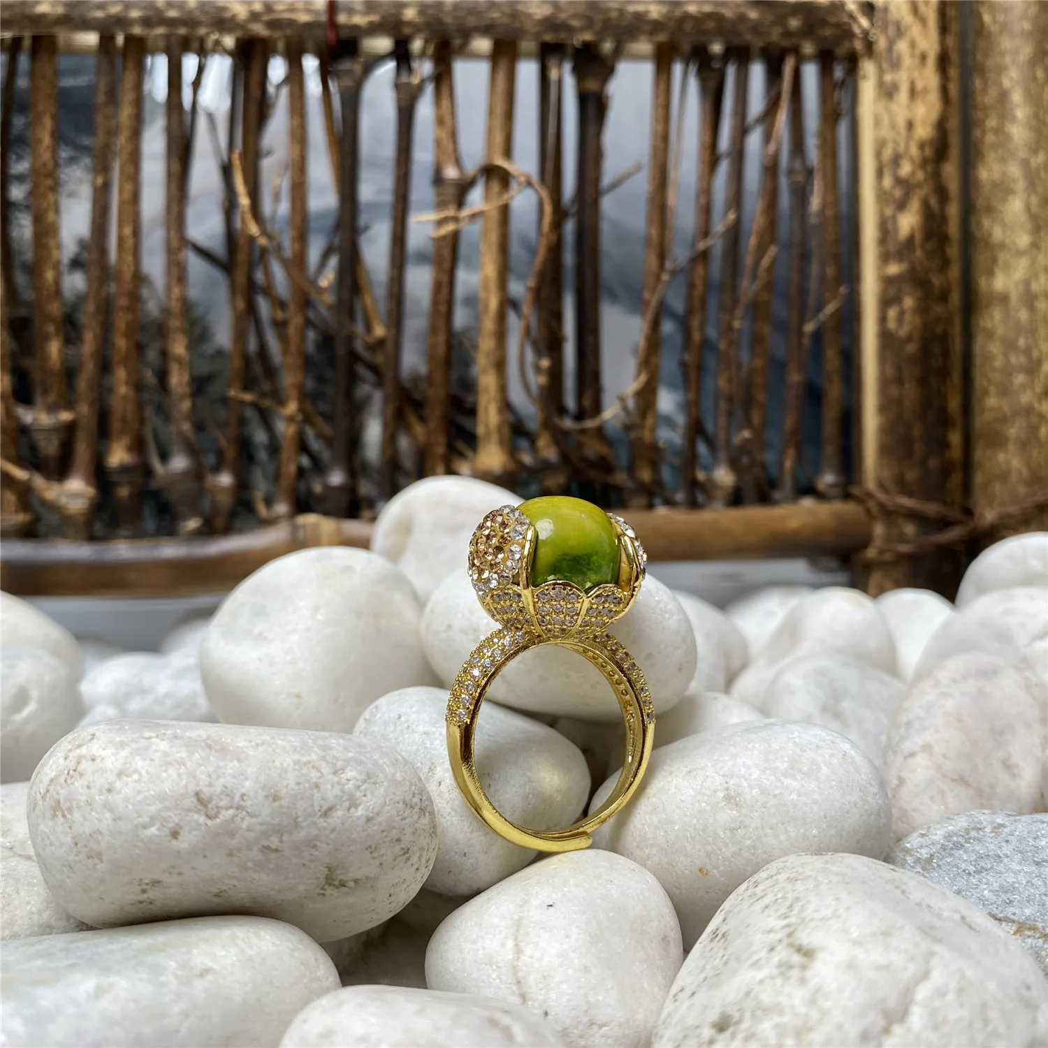 

Spring and summer natural turquoise electroplating ring ladies personality simple and elegant jewelry