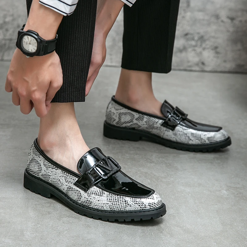 Summer Men  Tassel Ieather Shoes British Casual Fashion Versatile Trend Shoes PU Black  Sizes 38-46Men Shoes