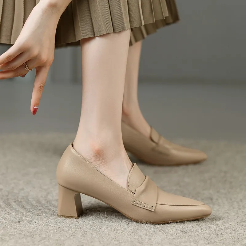 

Женские туфли на высоком каблуке Весна/Лето/Осень 2024 Новая Универсальная мягкая кожаная женская обувь на толстом каблуке с острым носком