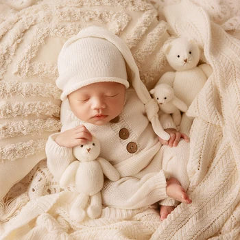 Vestiti per la fotografia appena nati Set da 2 pezzi cappello per pagliaccetto per bambini servizio fotografico per neonati puntelli bambola per orsi accessori per la fotografia neonato