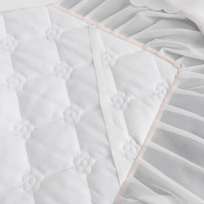 Luxury Velvet Couple Double Bed Sheet Bed Skirt Ruffles Thick Quilt Fitted Sheet with Tassels Decorative Mattress Cover 150 180 6