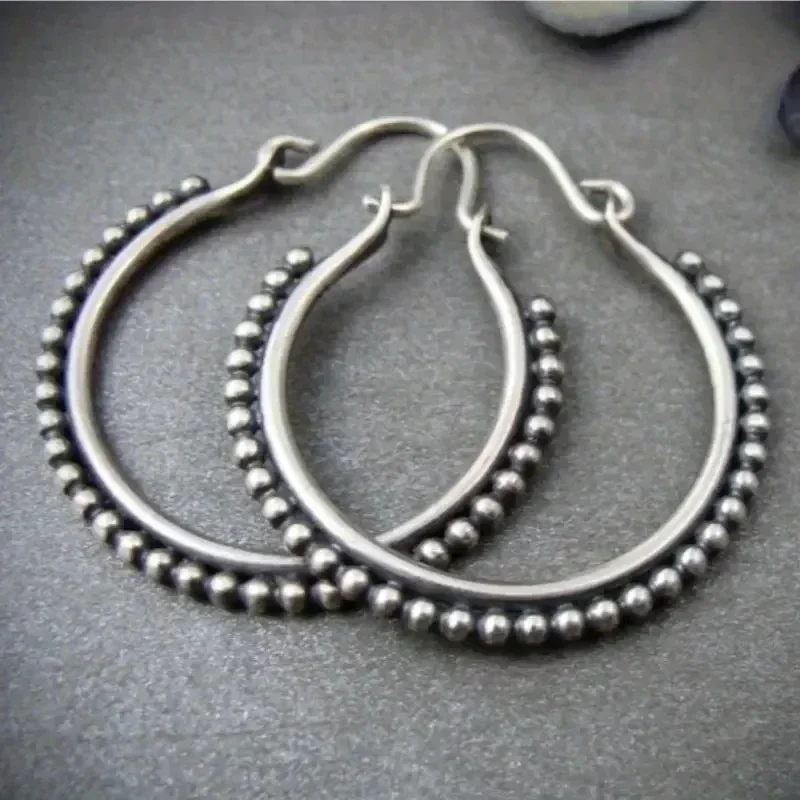 

Delicate Hollow Round Hoop Earrings for Women Silver Color Jewelry Vintage Bohemian Style Personality Ear Decor