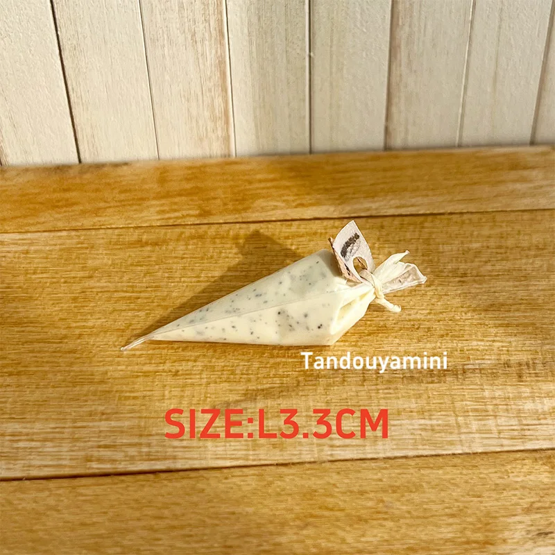 Miniature DIY Kitchen Scene for Dolls - 1:6 1:12