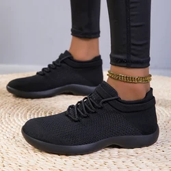 Women's Breathable Wide Toe Box Casual Barefoot Sneakers - 39.5 (Black)