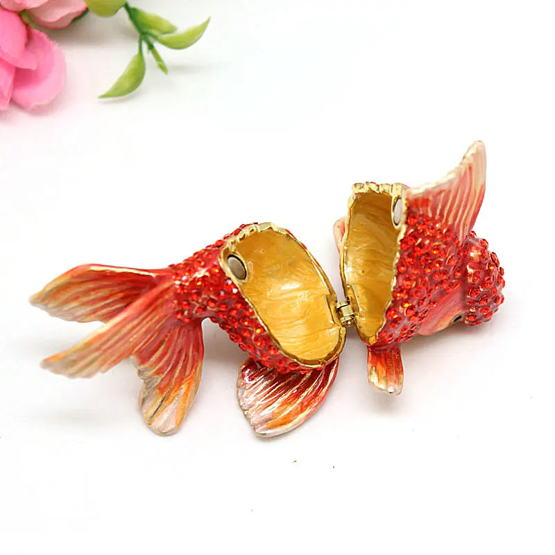 SHINNYGIFTS Enameled Hinged Fish Trinket Box Czech Crystal Bejewled Metal Craft Fish Figurine for Home Decoration