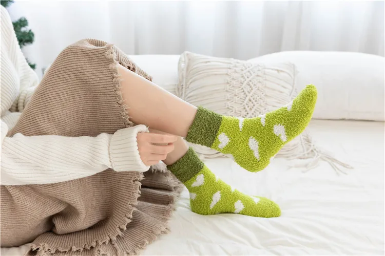Frauen Socken Süßigkeiten Warmen Dame Herz Nette Winter Kawaii Dicken Korallen fleece Warm Fuzzy Flauschigen Frottee Kurz Nette Baumwolle Socken weibliche – Detail 16