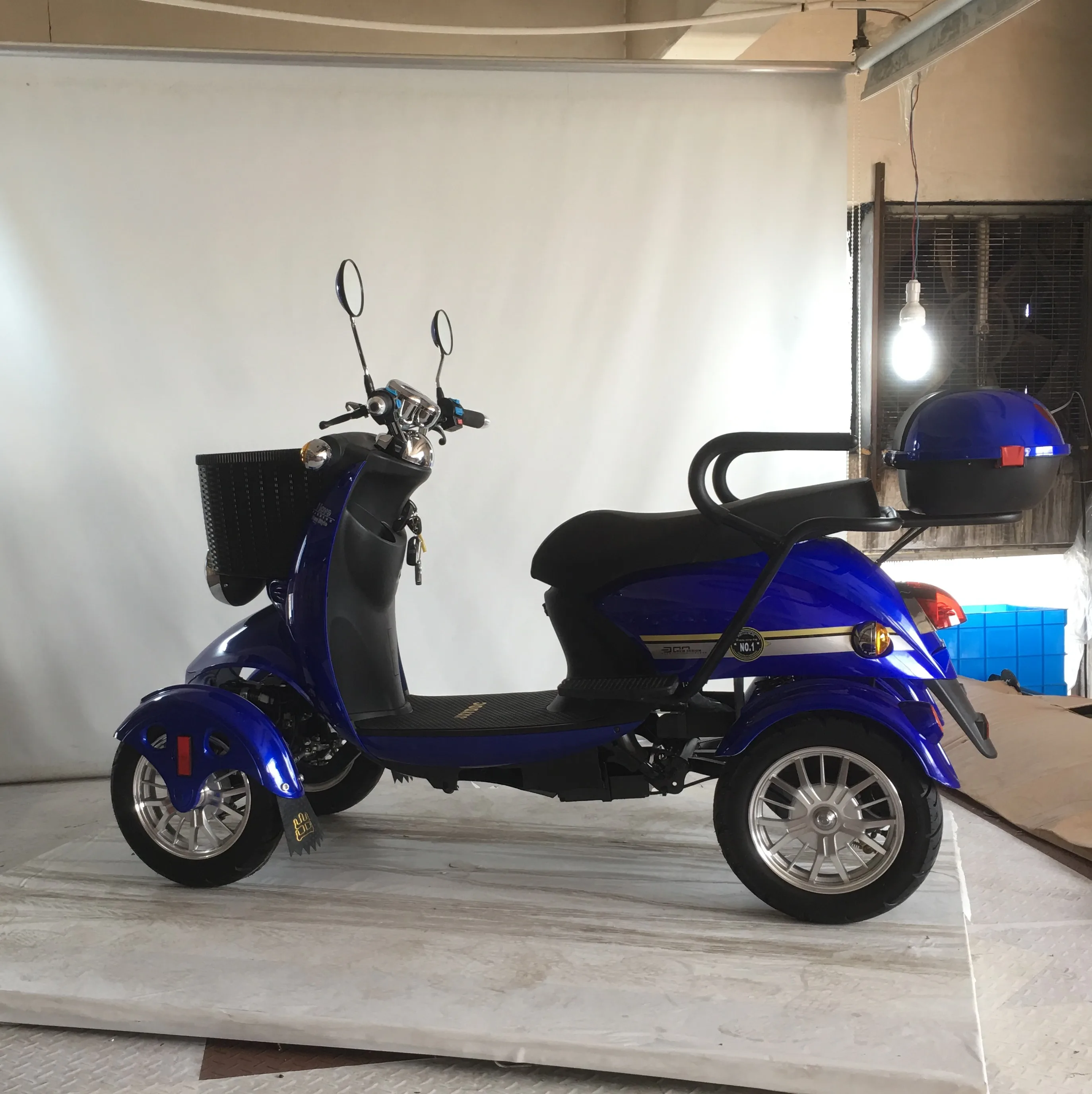 500w 20ah Fashion for Old Good Seller Mobility Electric Scooter Adult Safe and Convenience Best Gift