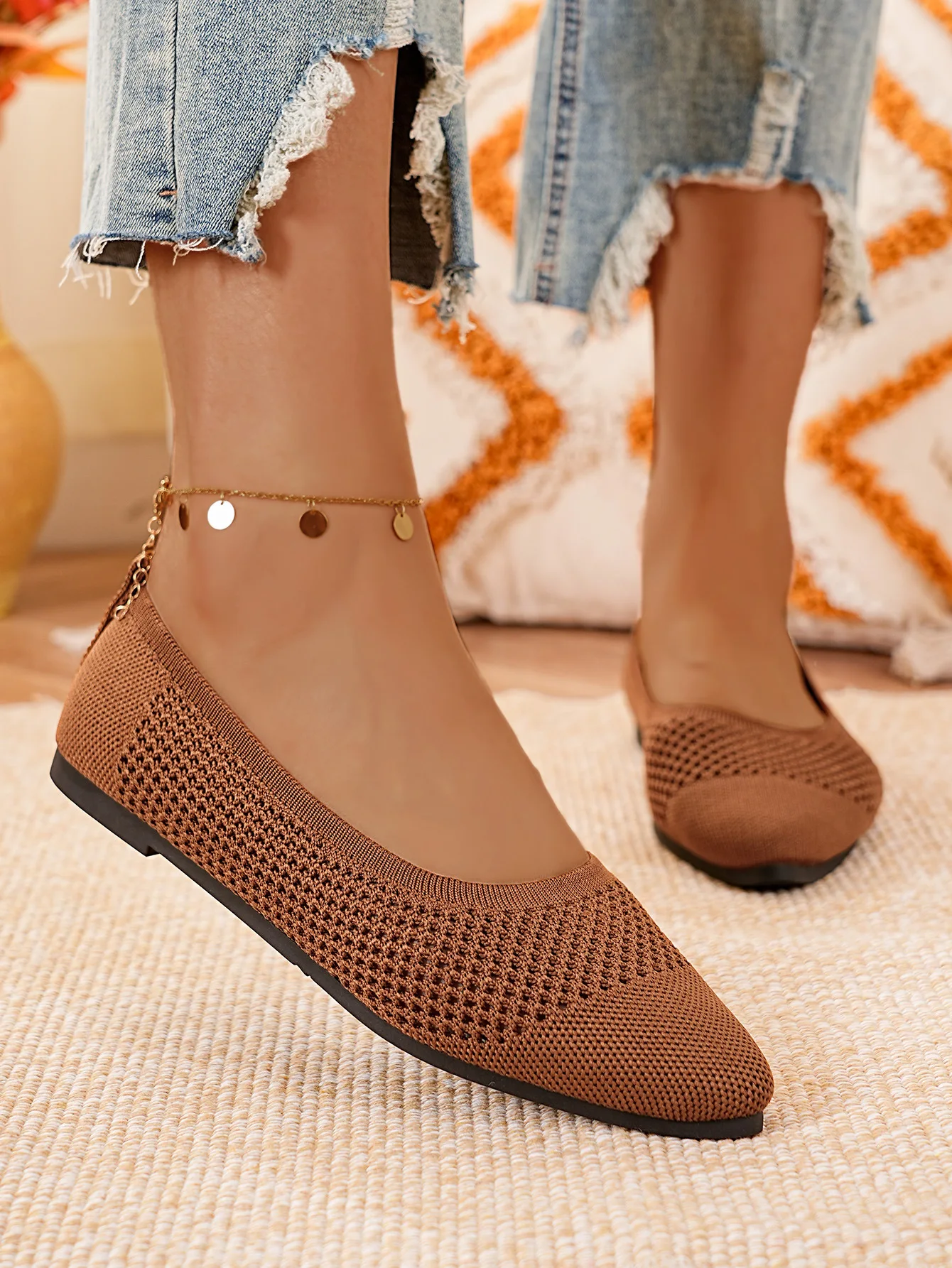 Women's pointed-toe flat shoes - single-color knitted casual breathable ballet flat stylish plus-size walking shoes 2026