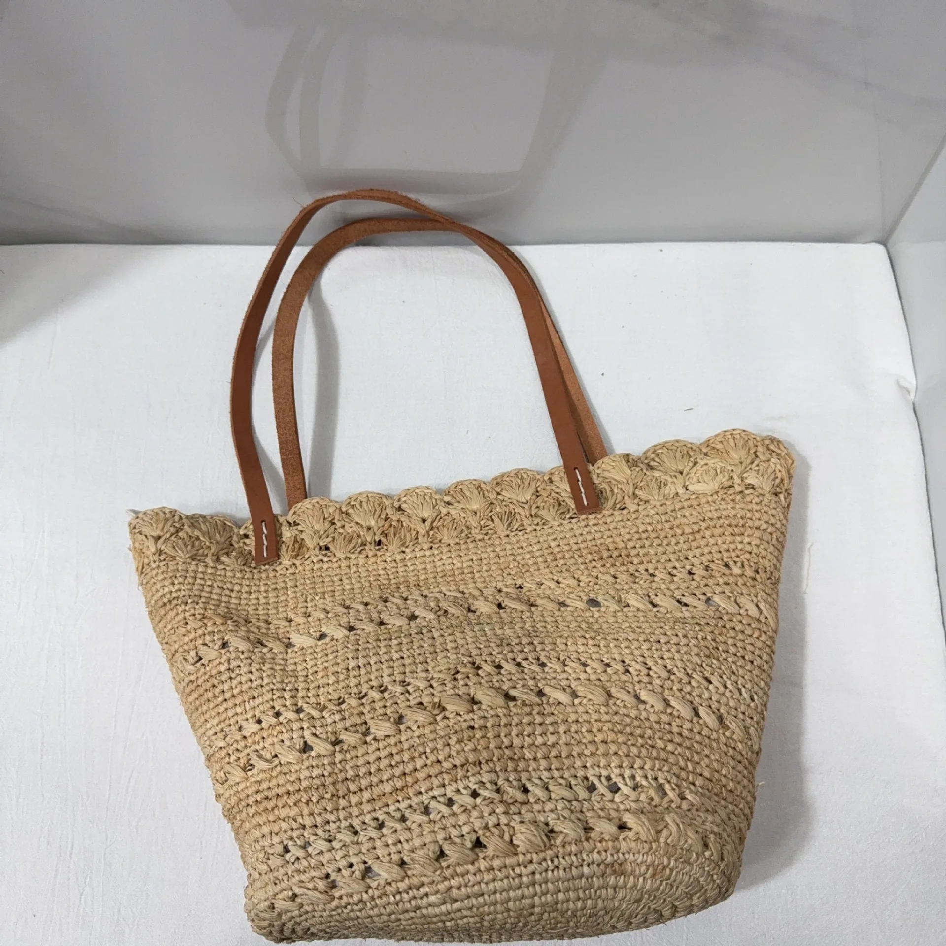 Hollow Out Casual Woven Shoulder Bag SummerBeach Handbag for Women Large Capacity Straw Weave Leisure Travel Bucket Bag