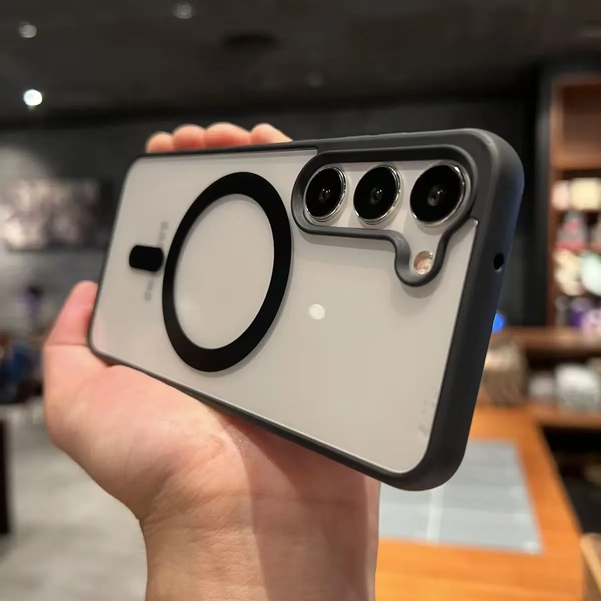 حافظة مغناطيسية سوداء شفافة لهاتف Magsafe لهاتف سا...