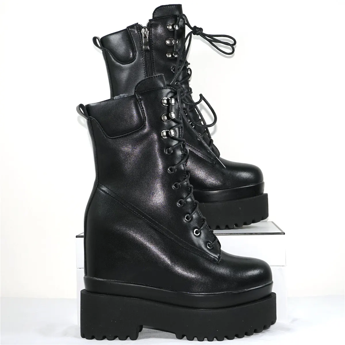 

Snow Boots Women Lace Up Genuine Leather High Heel Platform Pumps Female High Top Winter Round Toe Fashion Sneakers Casual Shoes