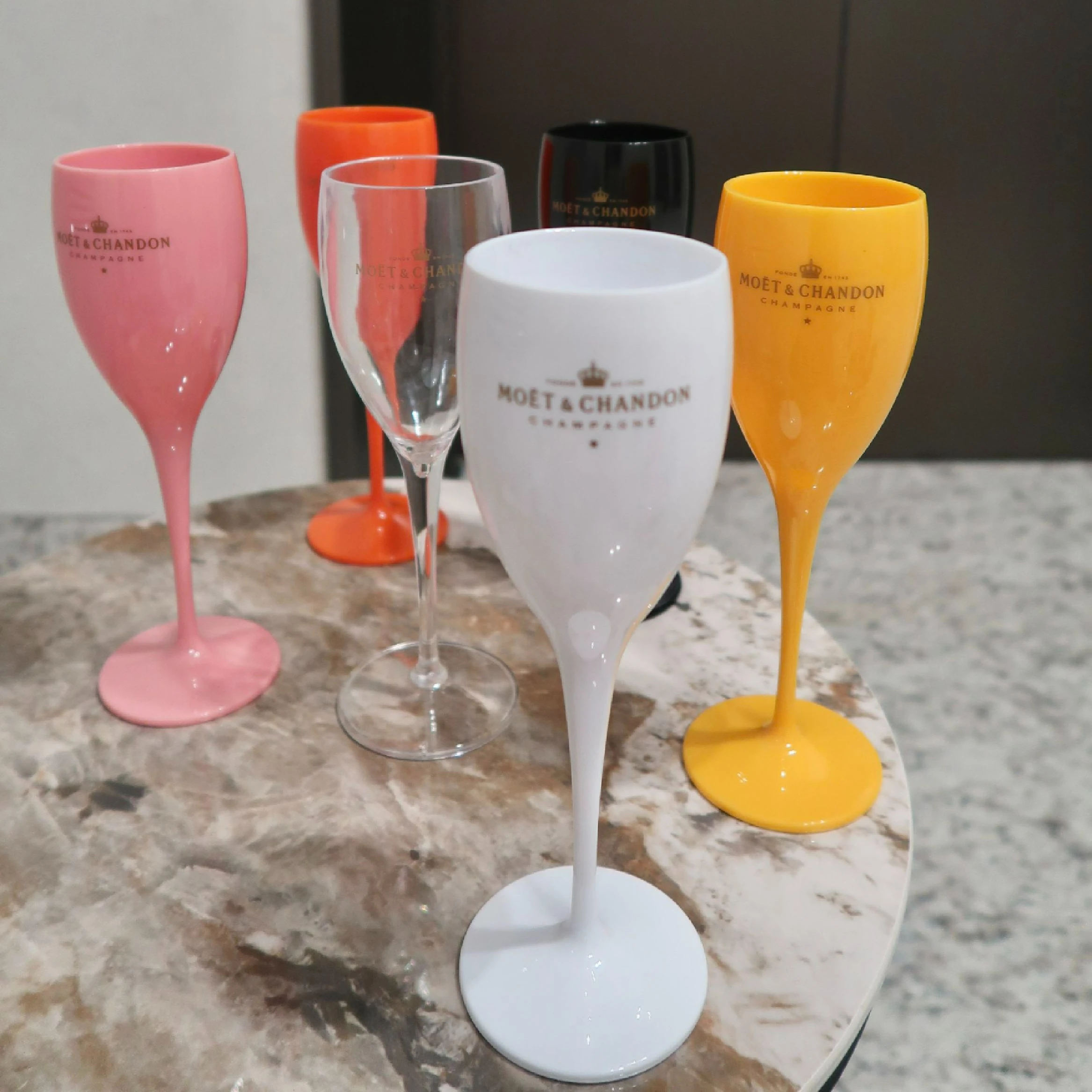 Veuve Clicquot Flutes Glasses Plastic Wine Glasses Dishwasher-safe White  Orange Acrylic Champagne Glass Beer Whiskey Party Cups - AliExpress