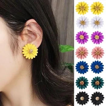 Colored Chrysanthemum Flower Earrings For Women Earing Jewelry Fairy Little Daisy Stud Earrings 2025 New Trendy Earings Brincos