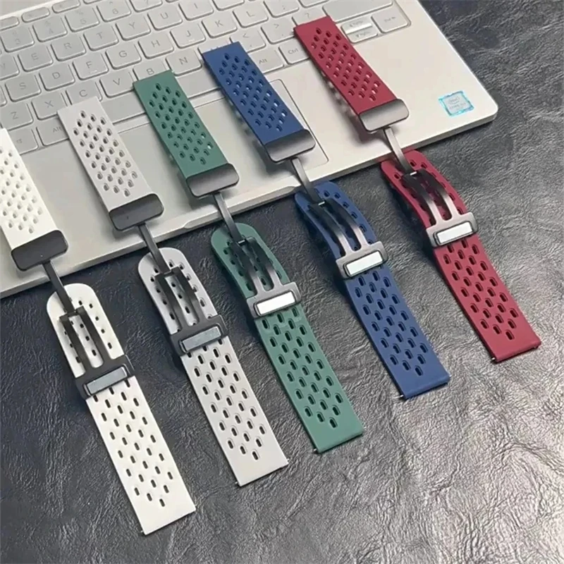 Silicone Magnetic Watch Strap - 20mm & 22mm, Universal Fit Bracelet