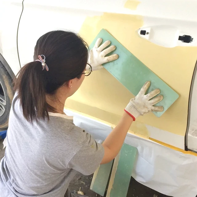 How to apply plastic auto body filler 