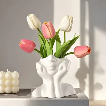 Modern Nordic Face Shape Brush Holder 3