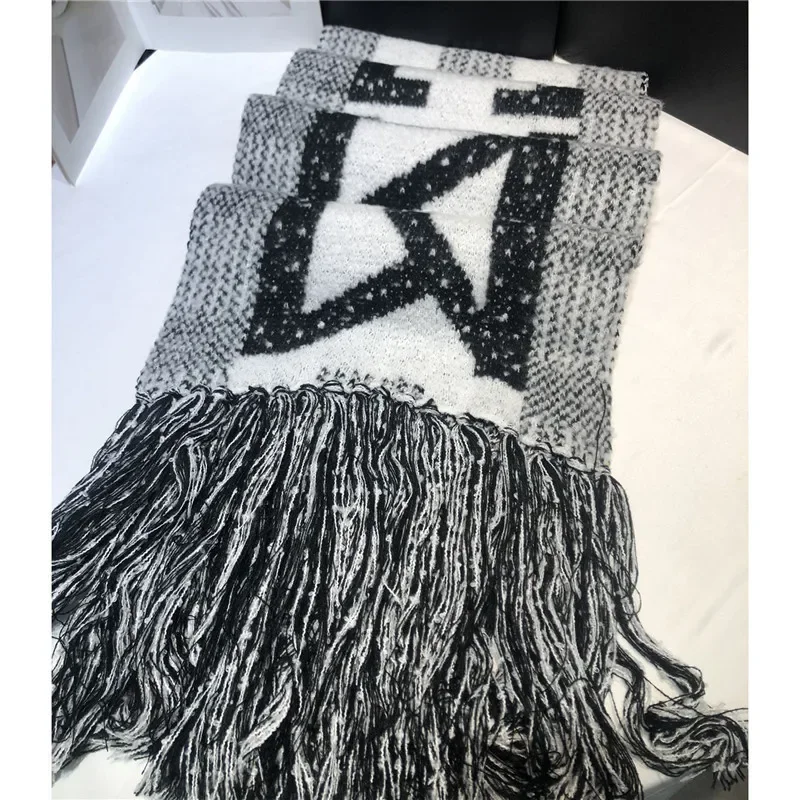 Long Tassel Scarf 4