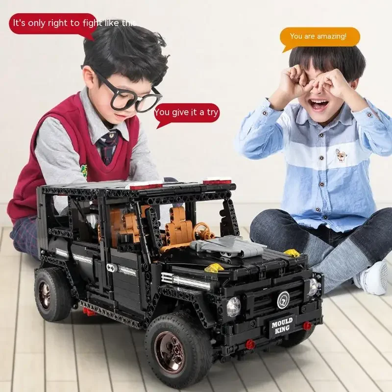 

New G65 1641pcs Black Suv Remote Control Off-Road Vehicle Building Blocks Technical Ben Assemble Brick Car Model With Light Toy