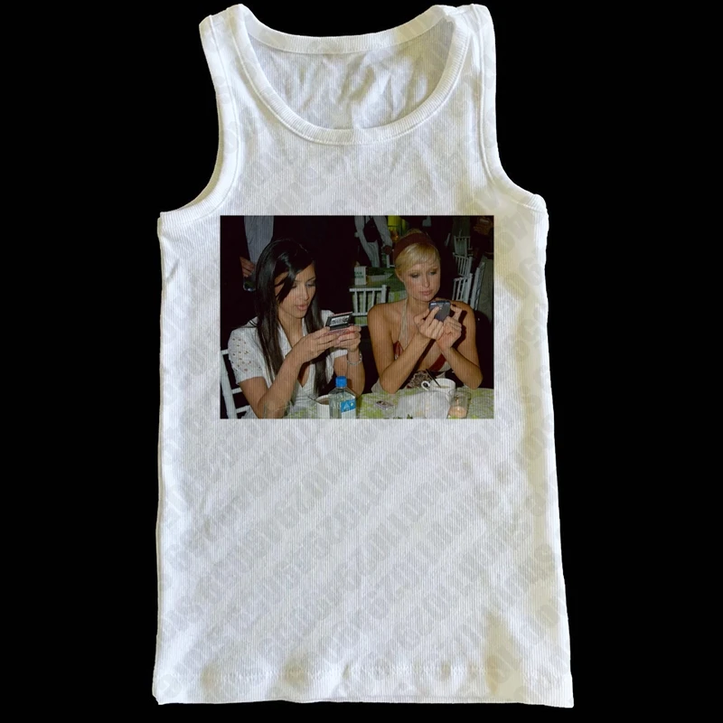 ตัวเลือกสินค้า เสื้อแขนสั้น Y2K สีขาว เสื้อแฟชั่นสไตล์ Grunge สำหรับสาวๆ