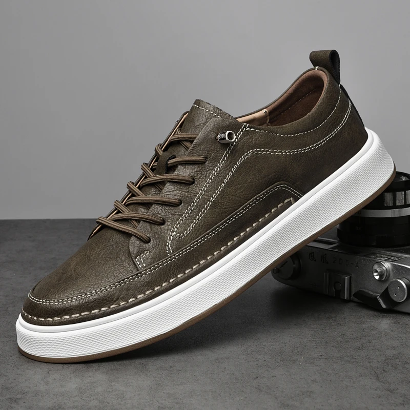 Autumn Men's New Comfortable Business Leather Board Shoes Fashion Brand Men Breathable Non Slip Low Cut Thick Soled Sports Shoes