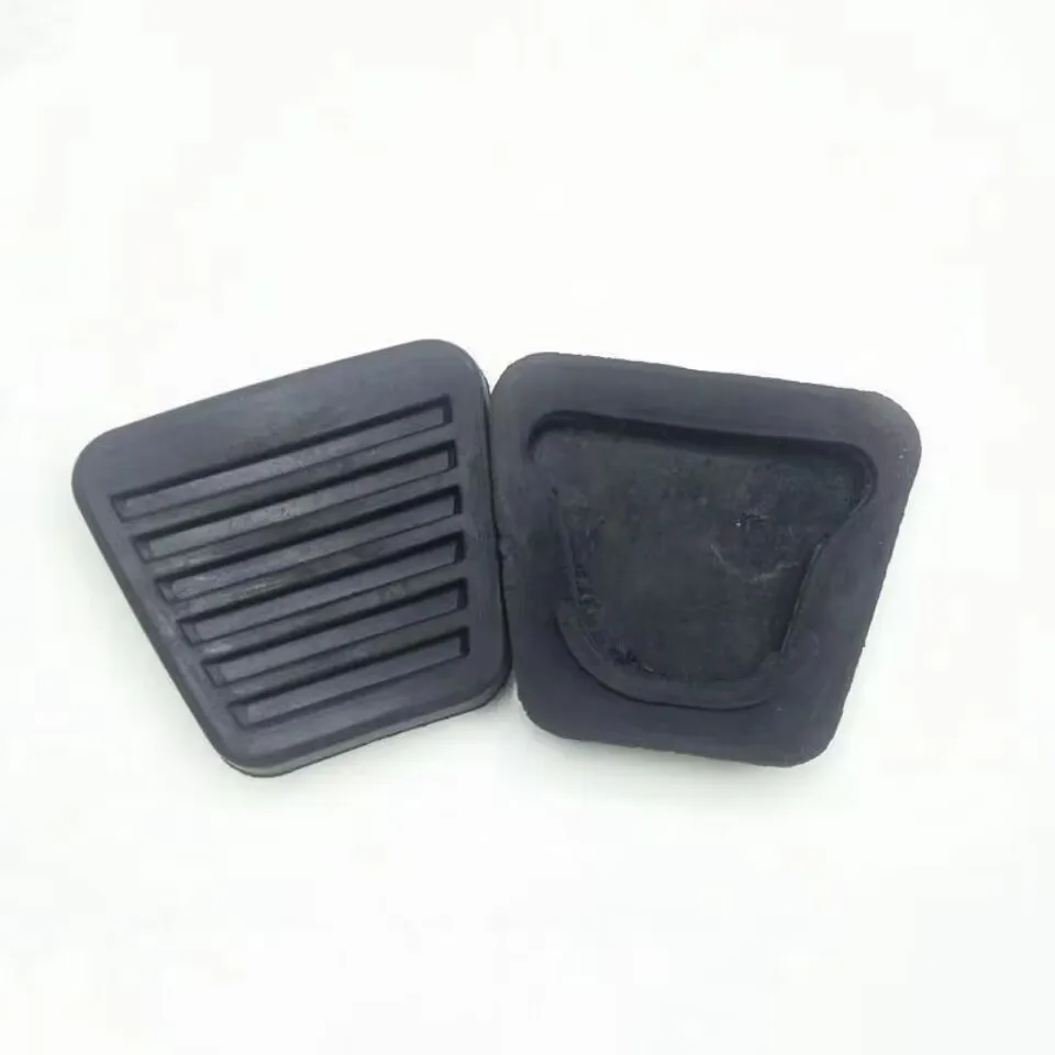 Truck Anti Slip Rubber Pad Clutch Pedal Rubber Cover Brake Pad For JMC N900 2pcs
