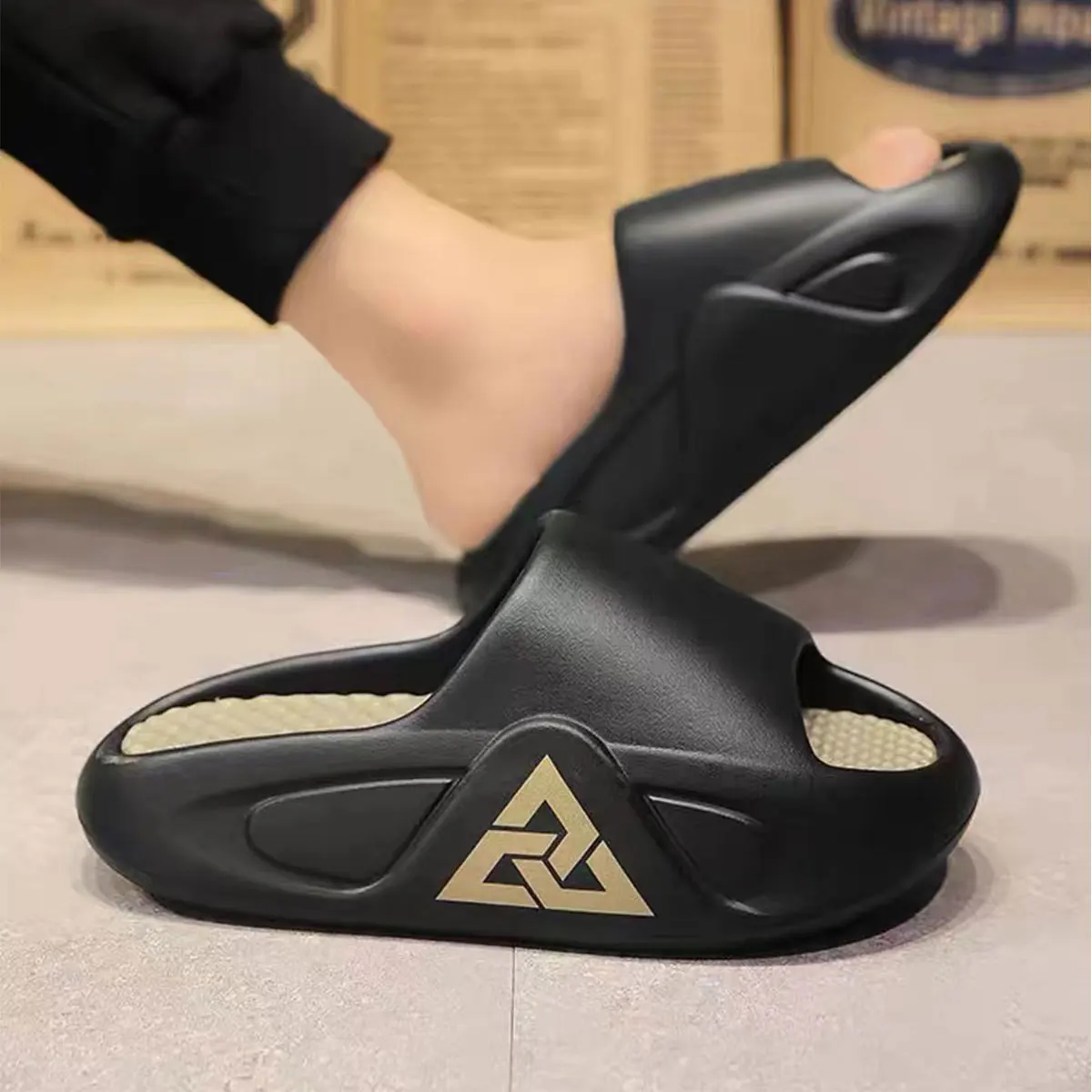 Men's Summer Soft Air Cushioned Casual Slippers EVA Extra Thick Sole Sandals Outdoor Shoes Hombre soft slippers summer slippers anti slip sandals