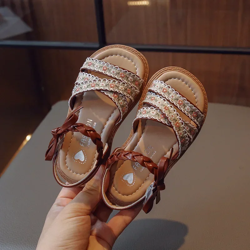 Girls Sandals Summer Children Princess Shoes Open-toe Embroider Flower Bowknot Flat Sandals Soft Soled
